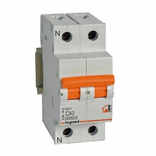 0715000656-9a66-md01_500.jpg Magnetotérmico vivienda RX3 1P + N 6kA 40A